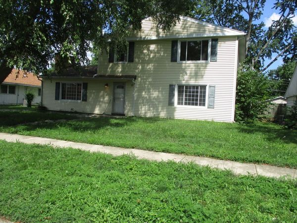 810 Centennial Drive , Champaign, IL 61821
