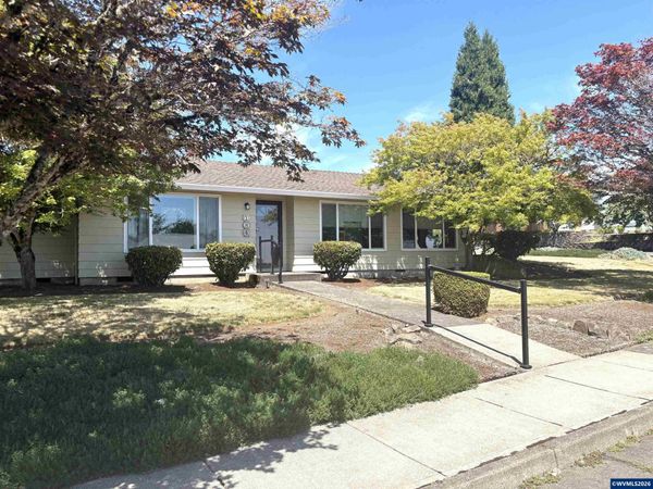 184 NE Gerlinger Ln, Dallas, OR 97338