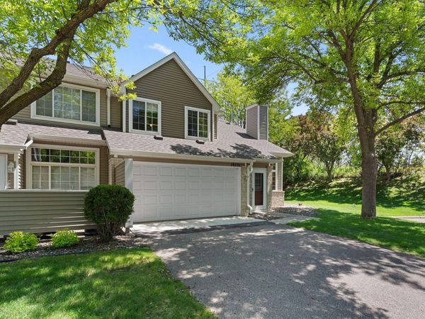 18231 Warbler Lane, Eden Prairie, MN 55346