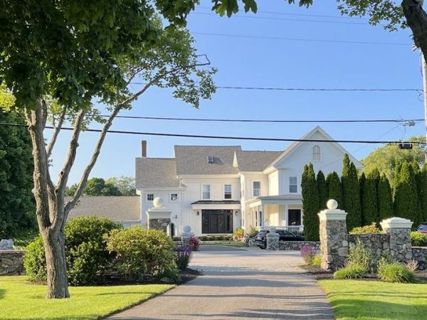 69 Atlantic Avenue, North Hampton, NH 03862