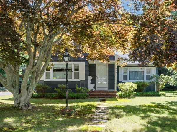 48 Jason Dr, Dartmouth, MA 02748