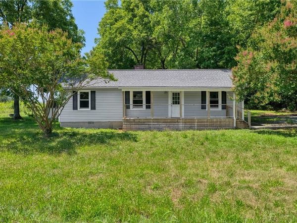 4956 Thom Road, Mebane, NC 27302