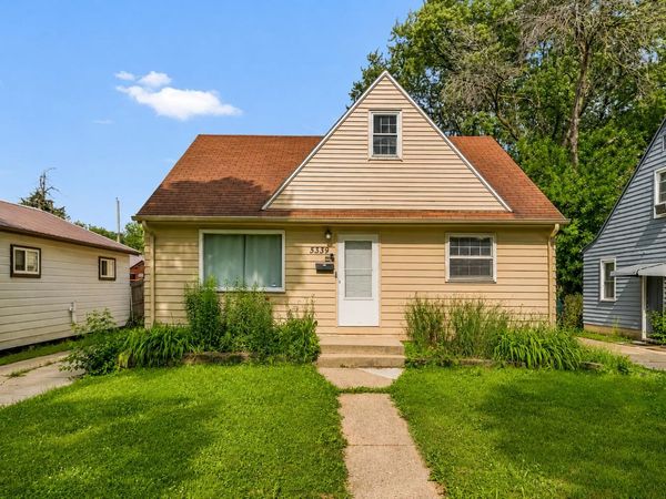 5339 N 58th St, Milwaukee, WI 53218