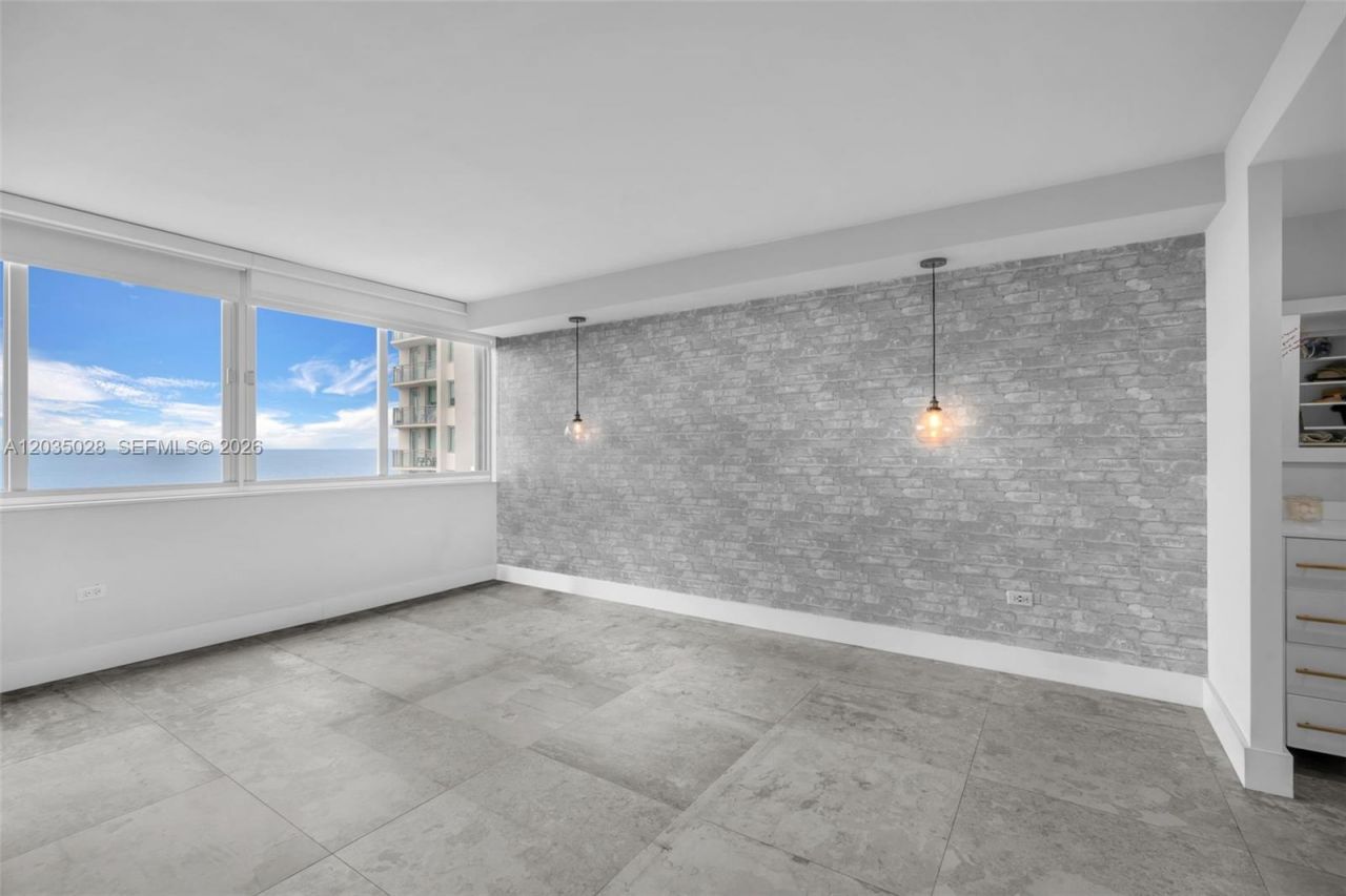 7135 Collins Ave , Unit 736, Miami Beach, FL 33141 Photo