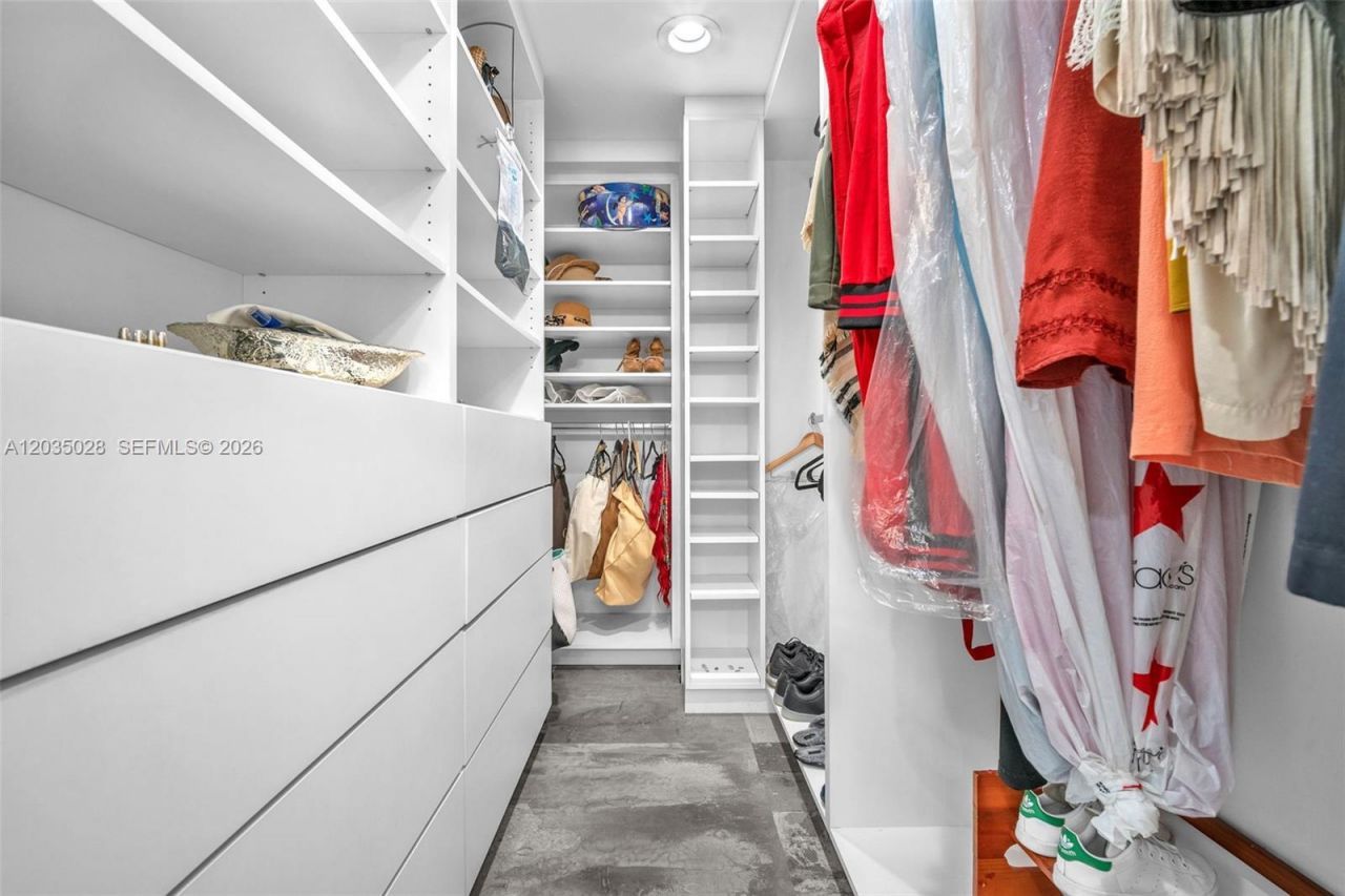 7135 Collins Ave , Unit 736, Miami Beach, FL 33141 Photo