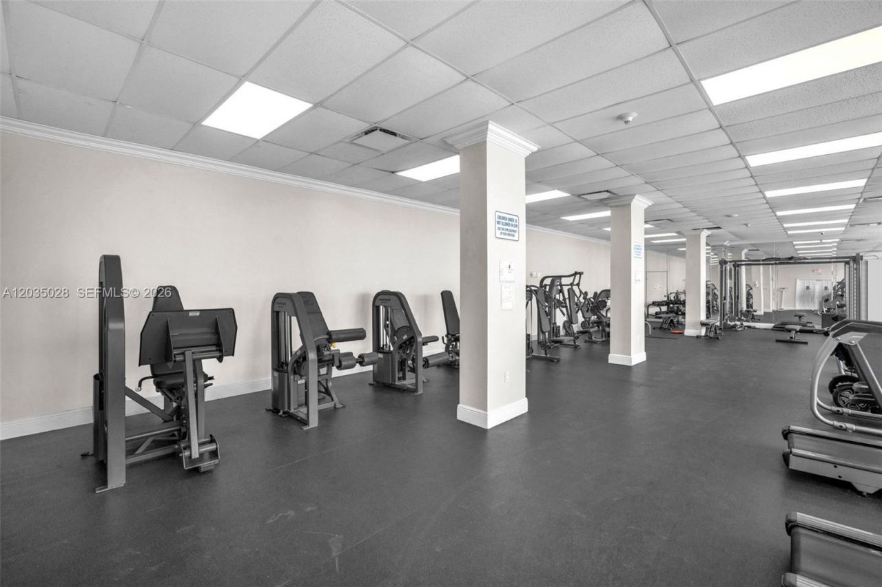 7135 Collins Ave , Unit 736, Miami Beach, FL 33141 Photo