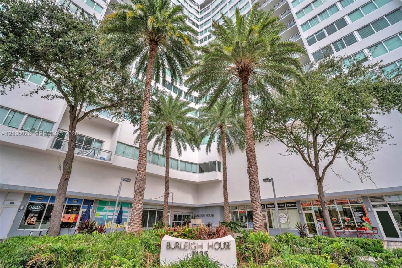 7135 Collins Ave , Unit 736, Miami Beach, FL 33141 Photo