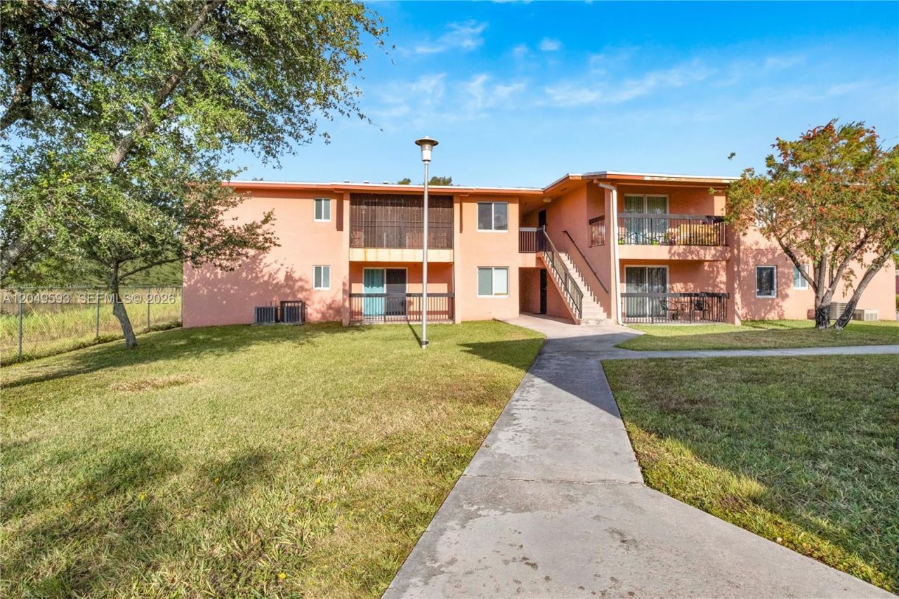 2020 NW 119th St , Unit 1122, Miami, FL 33167 Photo