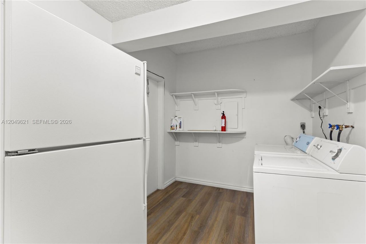 13745 SW 84th St , Unit A, Miami, FL 33183 Photo