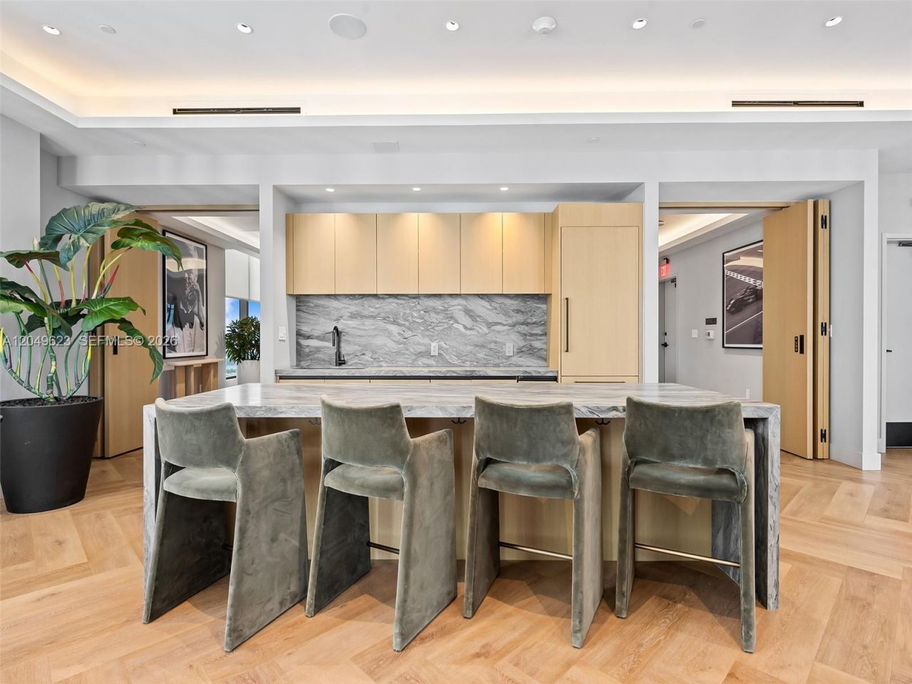 121 NE 5th St, Unit 3703, Miami, FL 33132 Photo