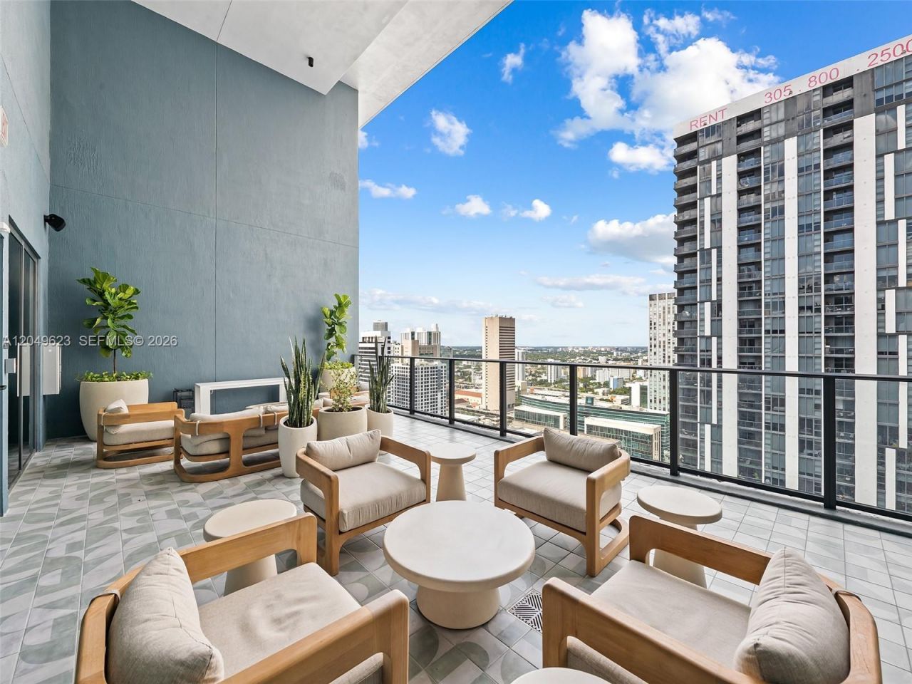 121 NE 5th St, Unit 3703, Miami, FL 33132 Photo