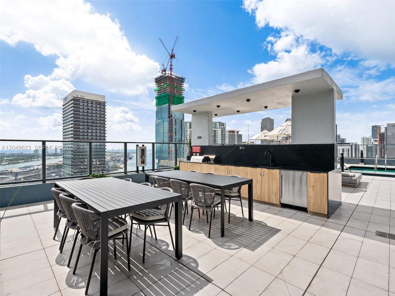 121 NE 5th St, Unit 3703, Miami, FL 33132 Photo