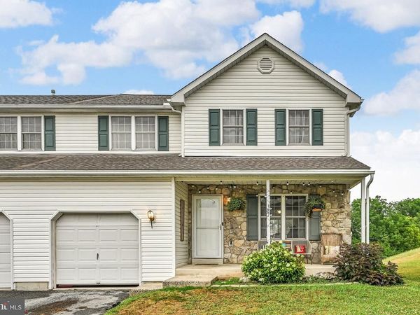 387 ONEIDA DRIVE, READING, PA 19608