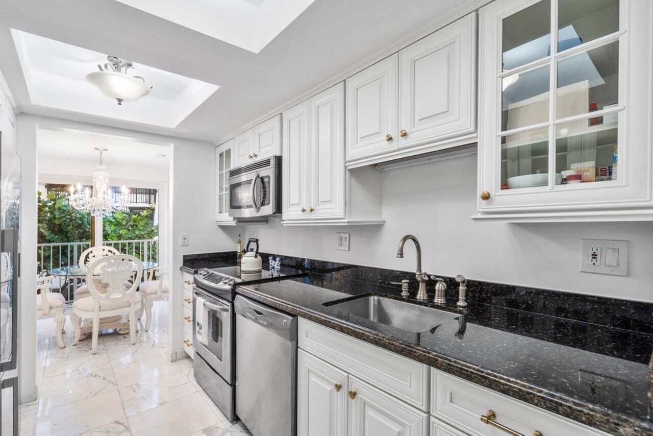 350 S Ocean Boulevard, Unit 201, Palm Beach, FL 33480 Photo