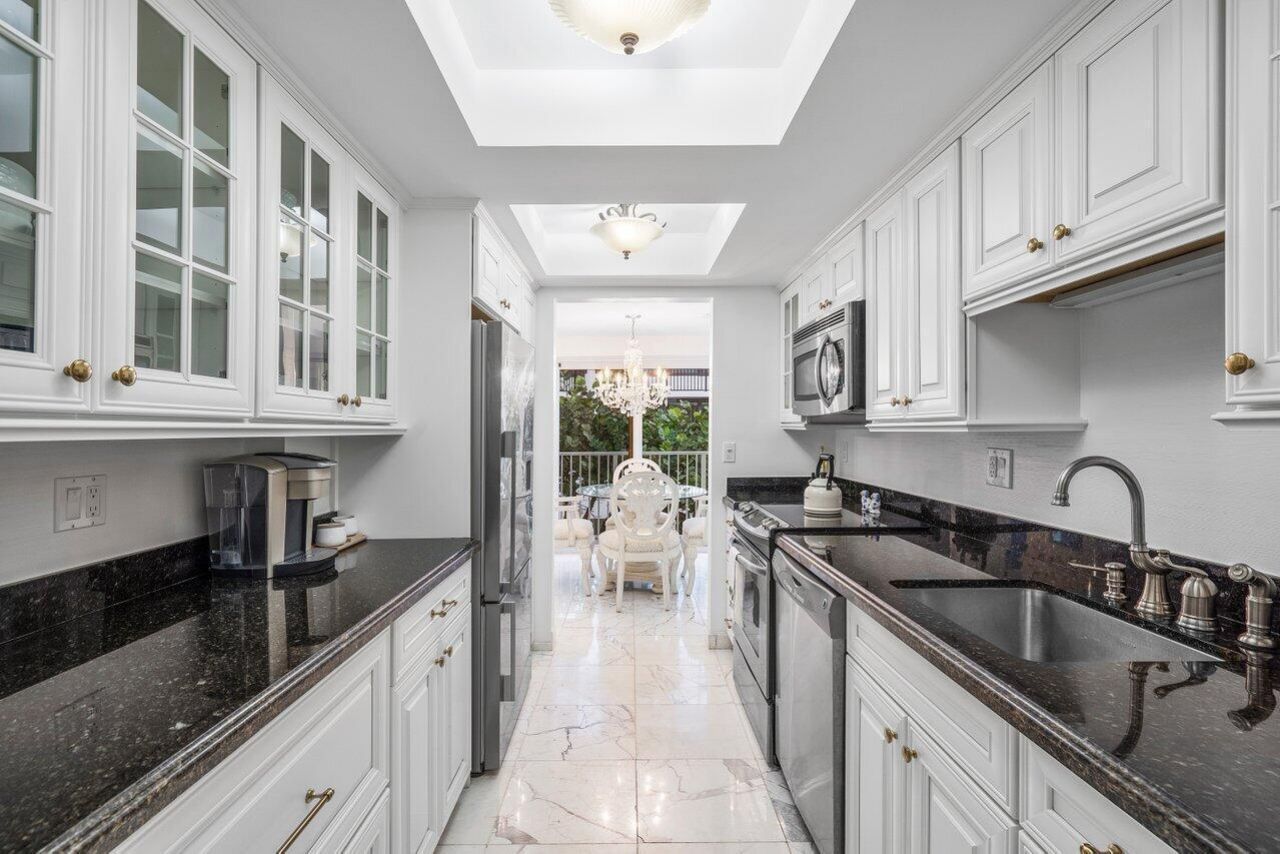 350 S Ocean Boulevard, Unit 201, Palm Beach, FL 33480 Photo