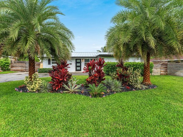 711 Laurel Drive, Lake Park, FL 33403