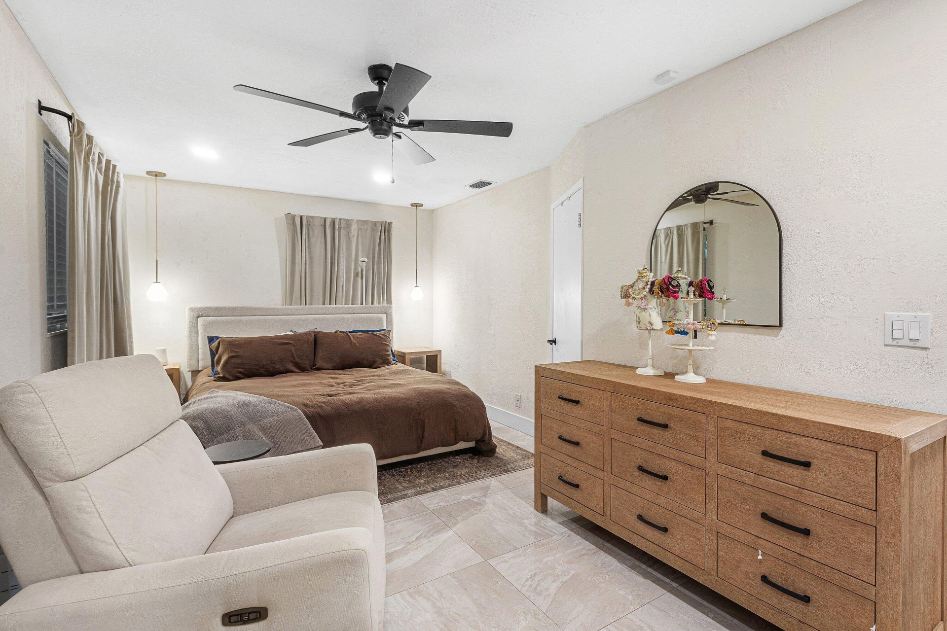711 Laurel Drive, Lake Park, FL 33403 Photo
