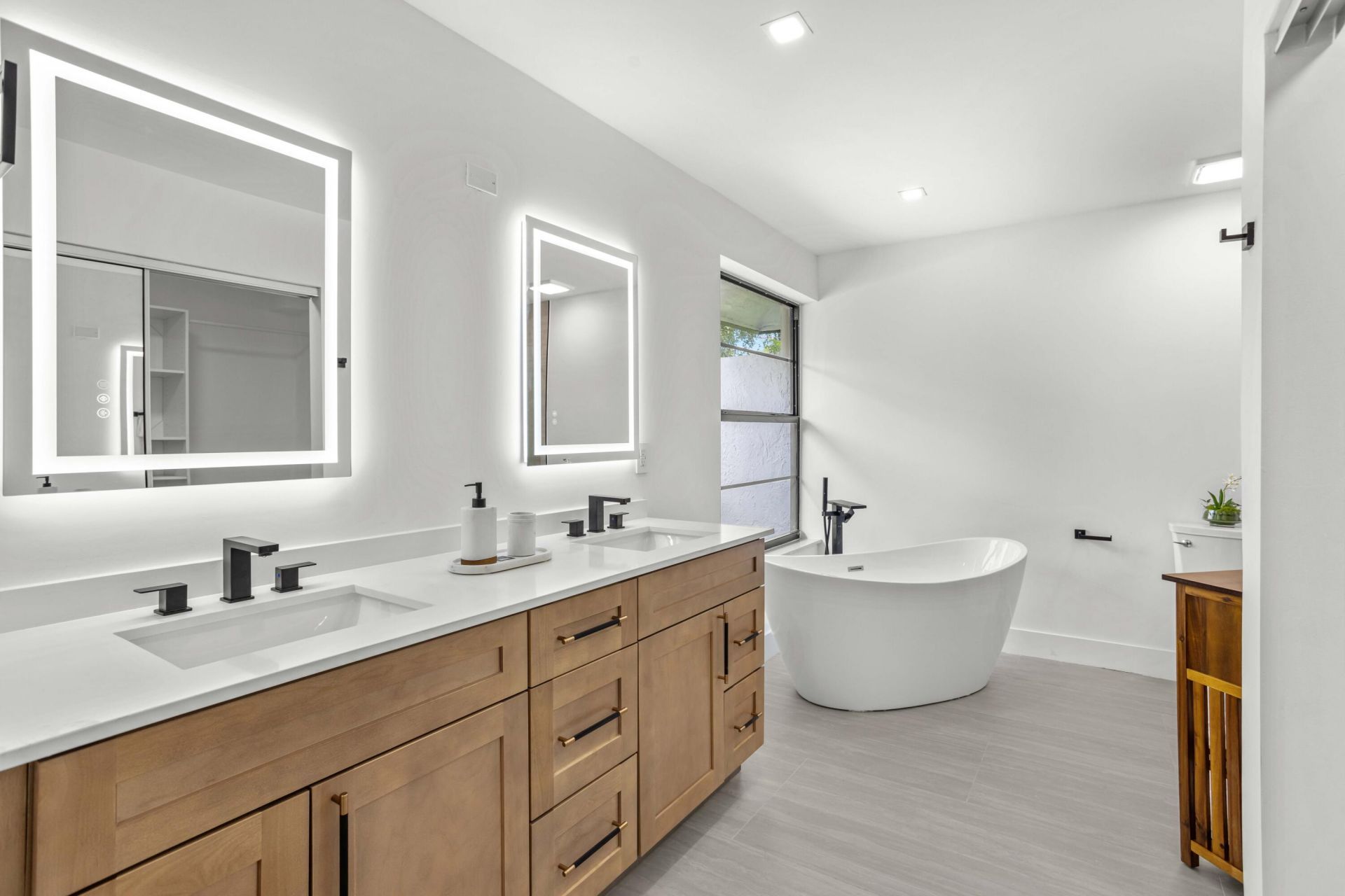14814 Paddock Drive, Wellington, FL 33414 Photo