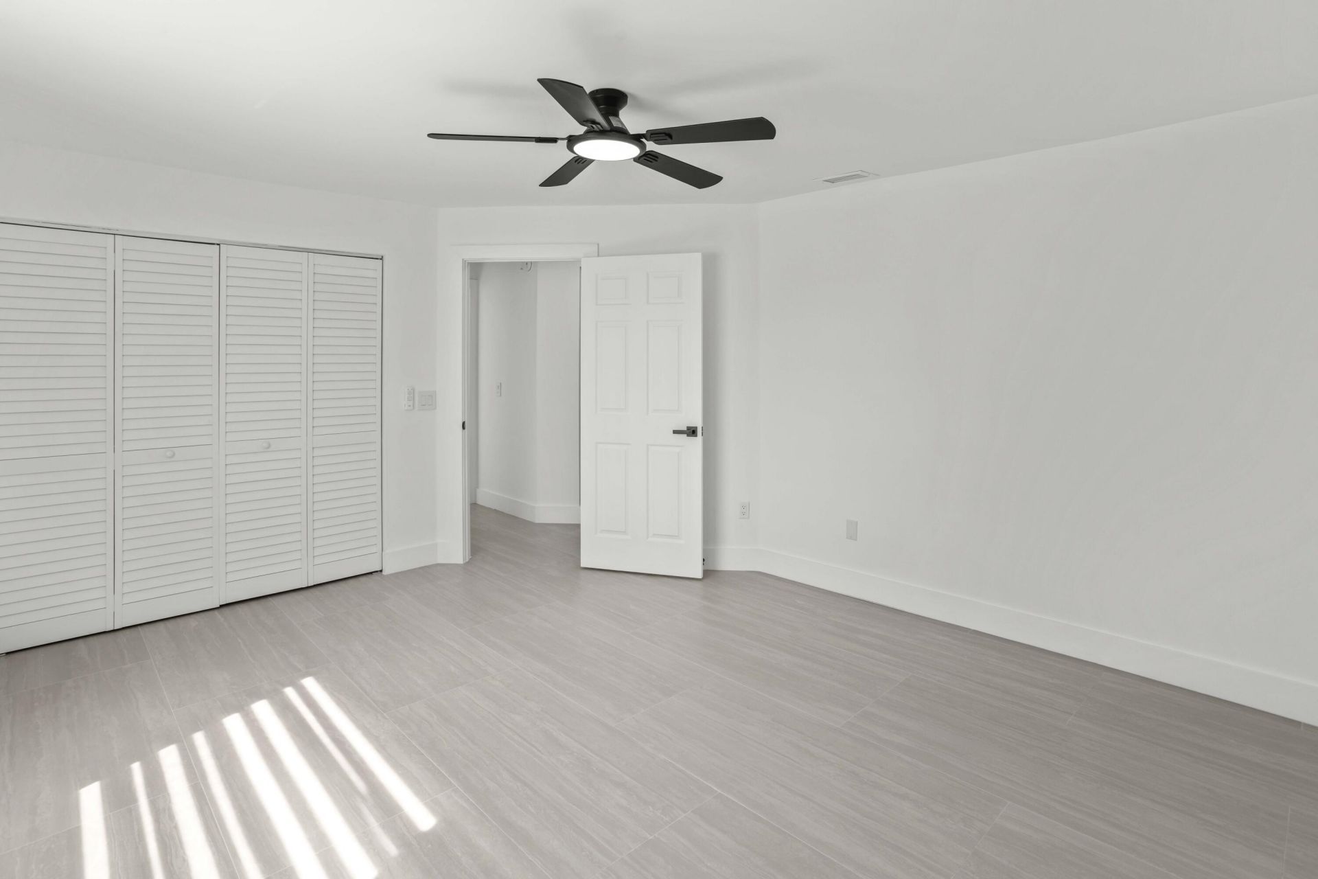 14814 Paddock Drive, Wellington, FL 33414 Photo