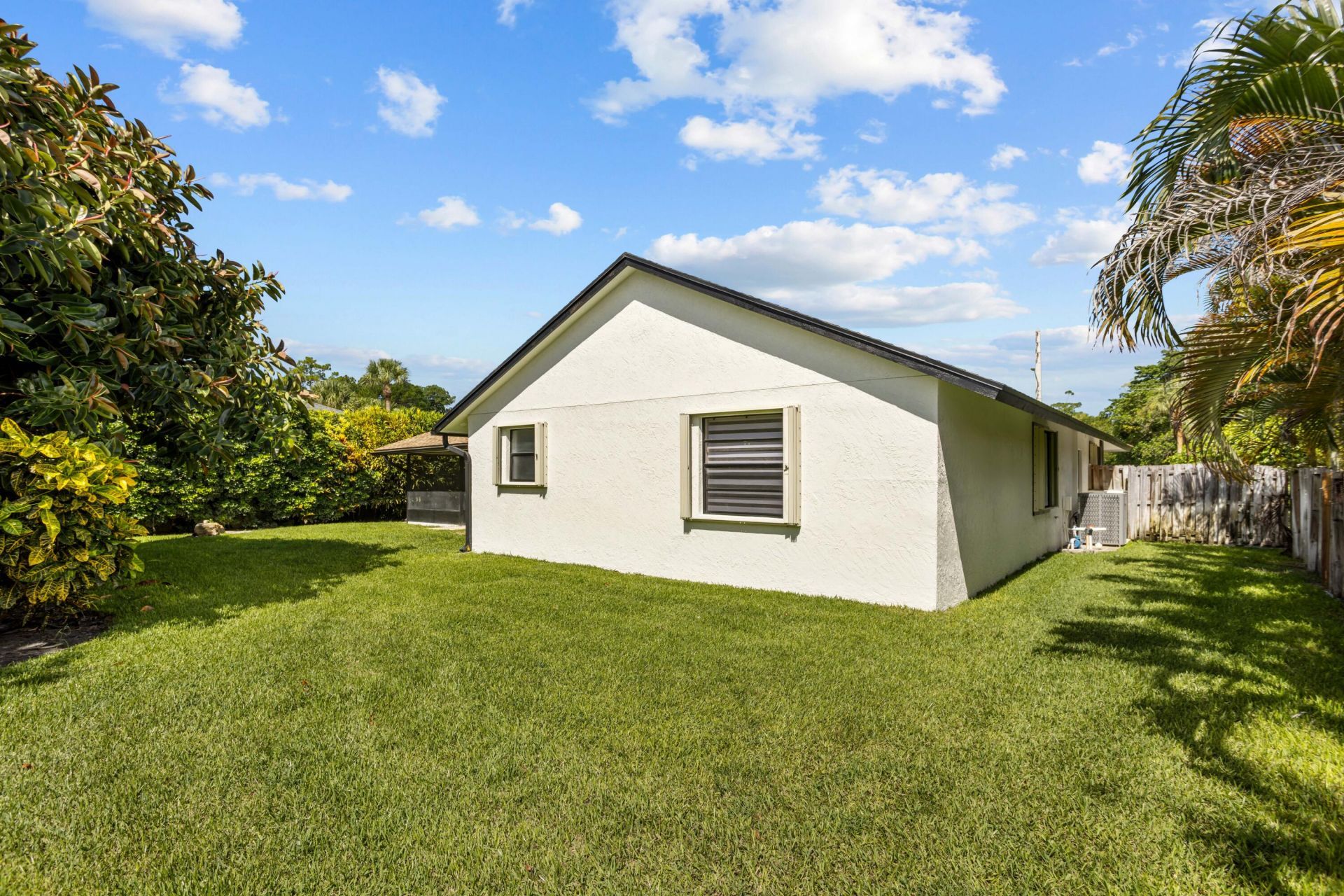 14814 Paddock Drive, Wellington, FL 33414 Photo