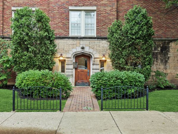 344 S Maple Avenue , Unit 2B, Oak Park, IL 60302
