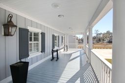 2425 S Bay Street photo 4
