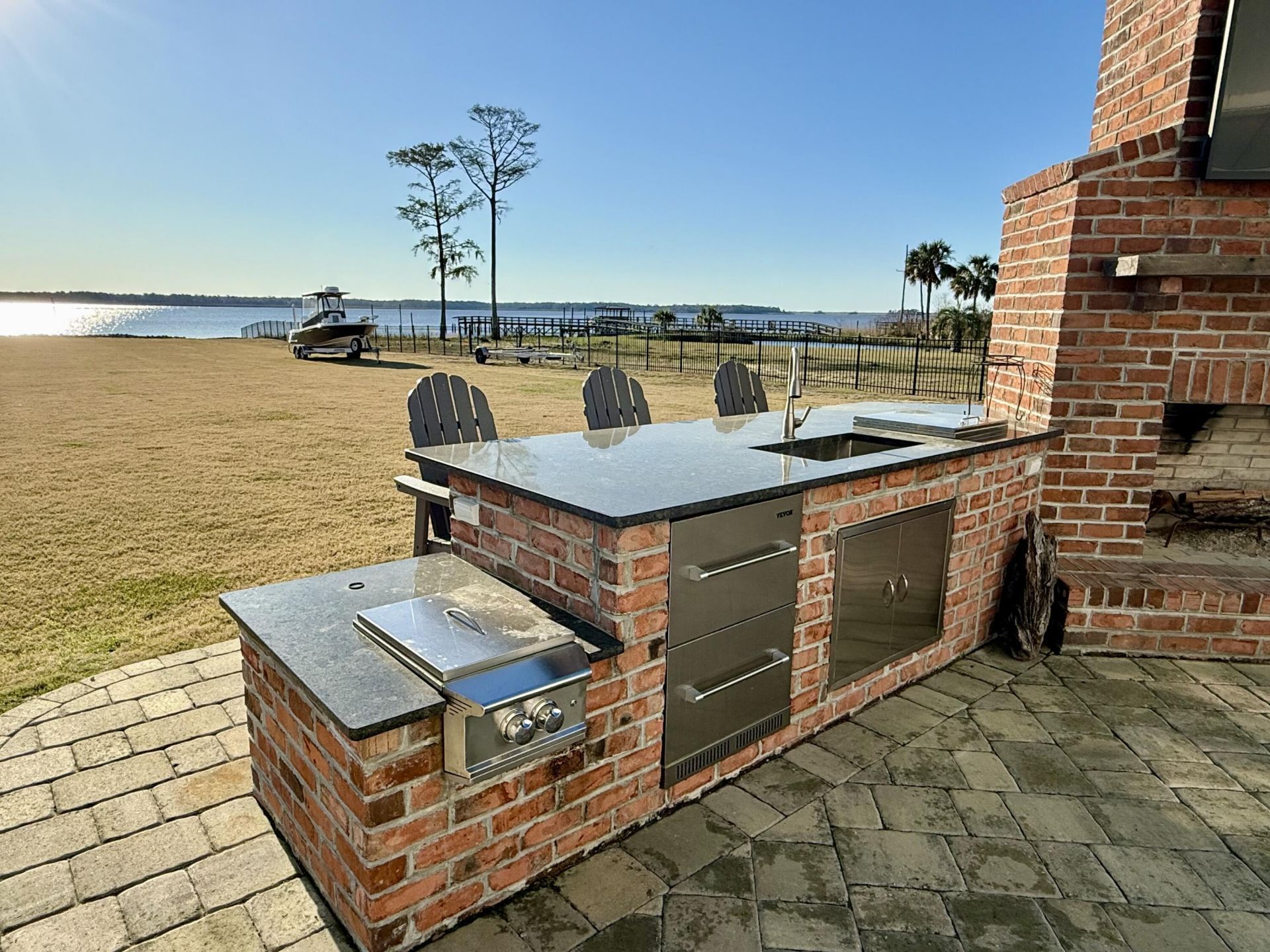 2425 S Bay Street Photo 52