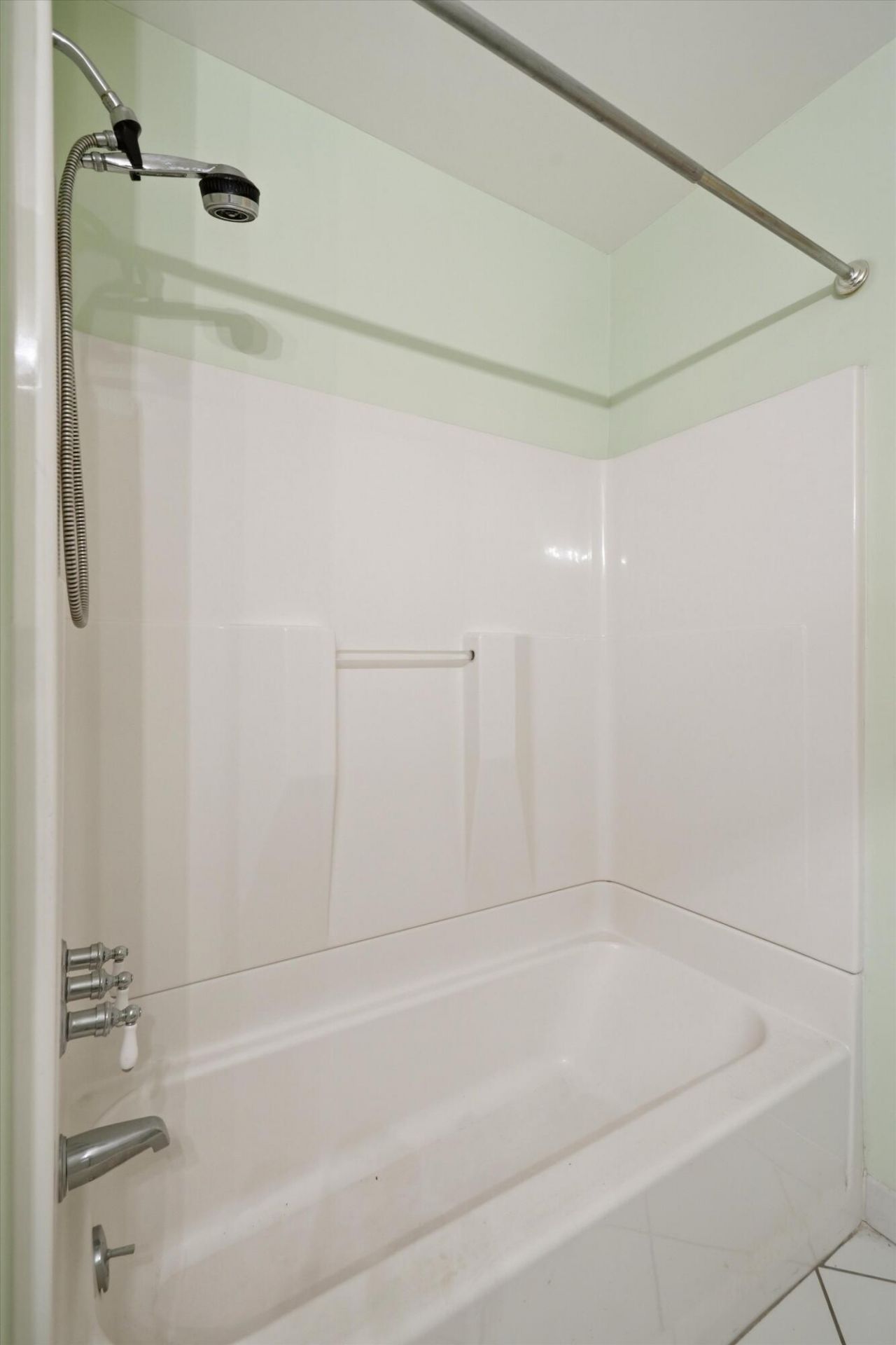 1828 Gun Club Road Photo 24