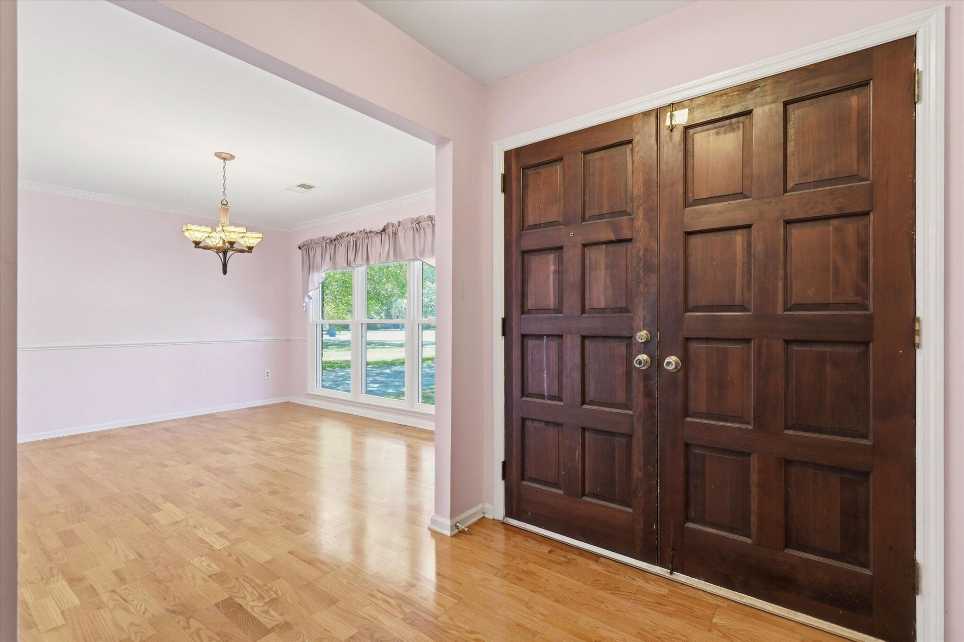 1828 Gun Club Road Photo 6