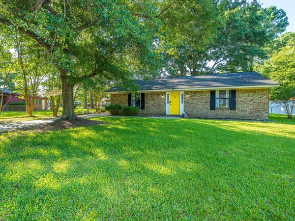307 Umbria Drive, Summerville, SC 29486