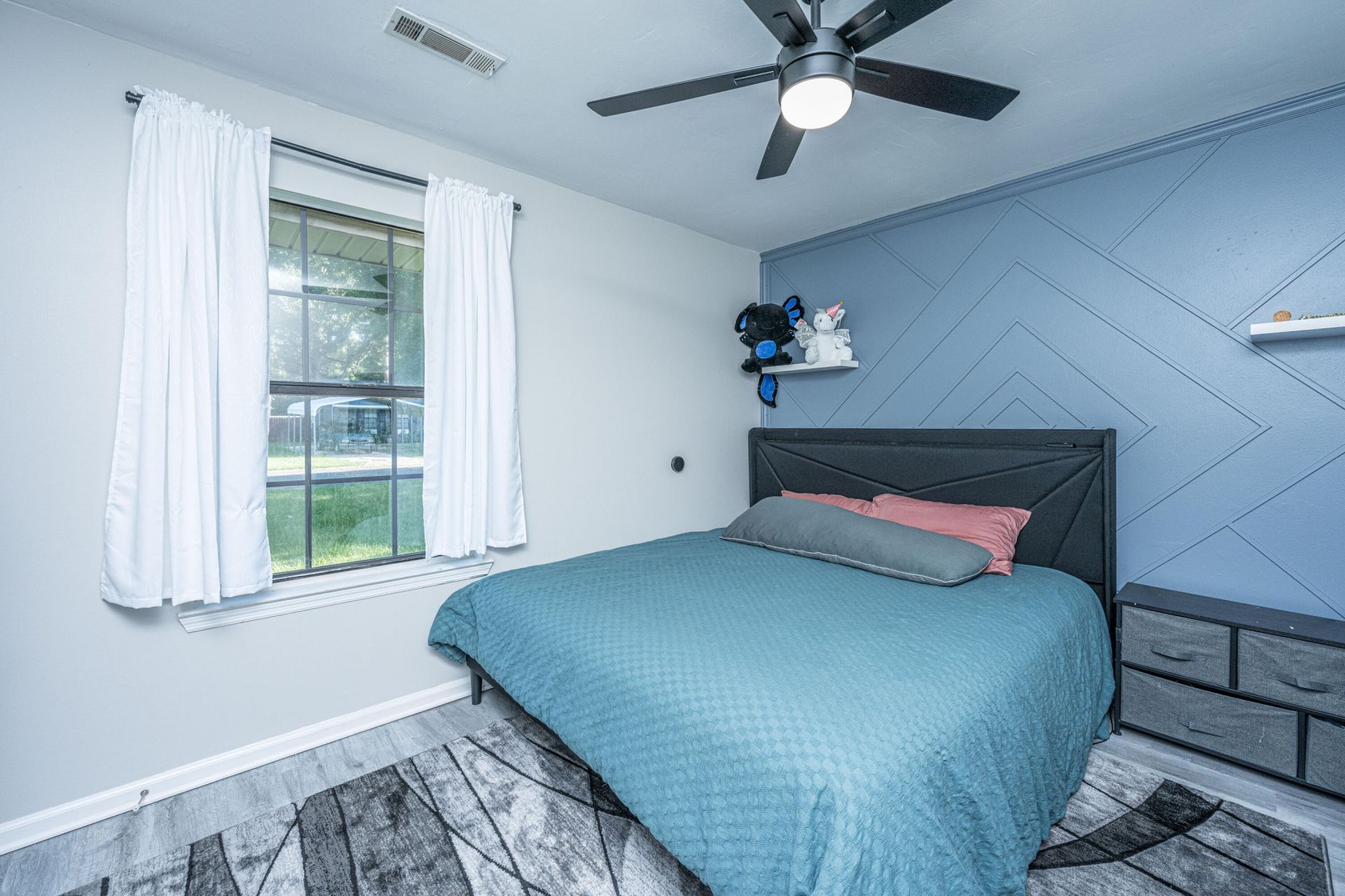307 Umbria Drive Photo 17
