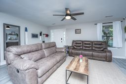 307 Umbria Drive photo 4
