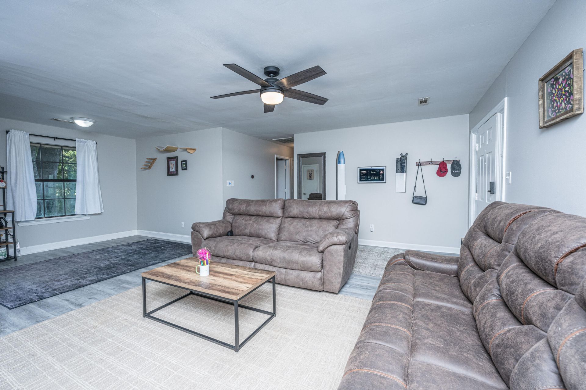 307 Umbria Drive Photo 6