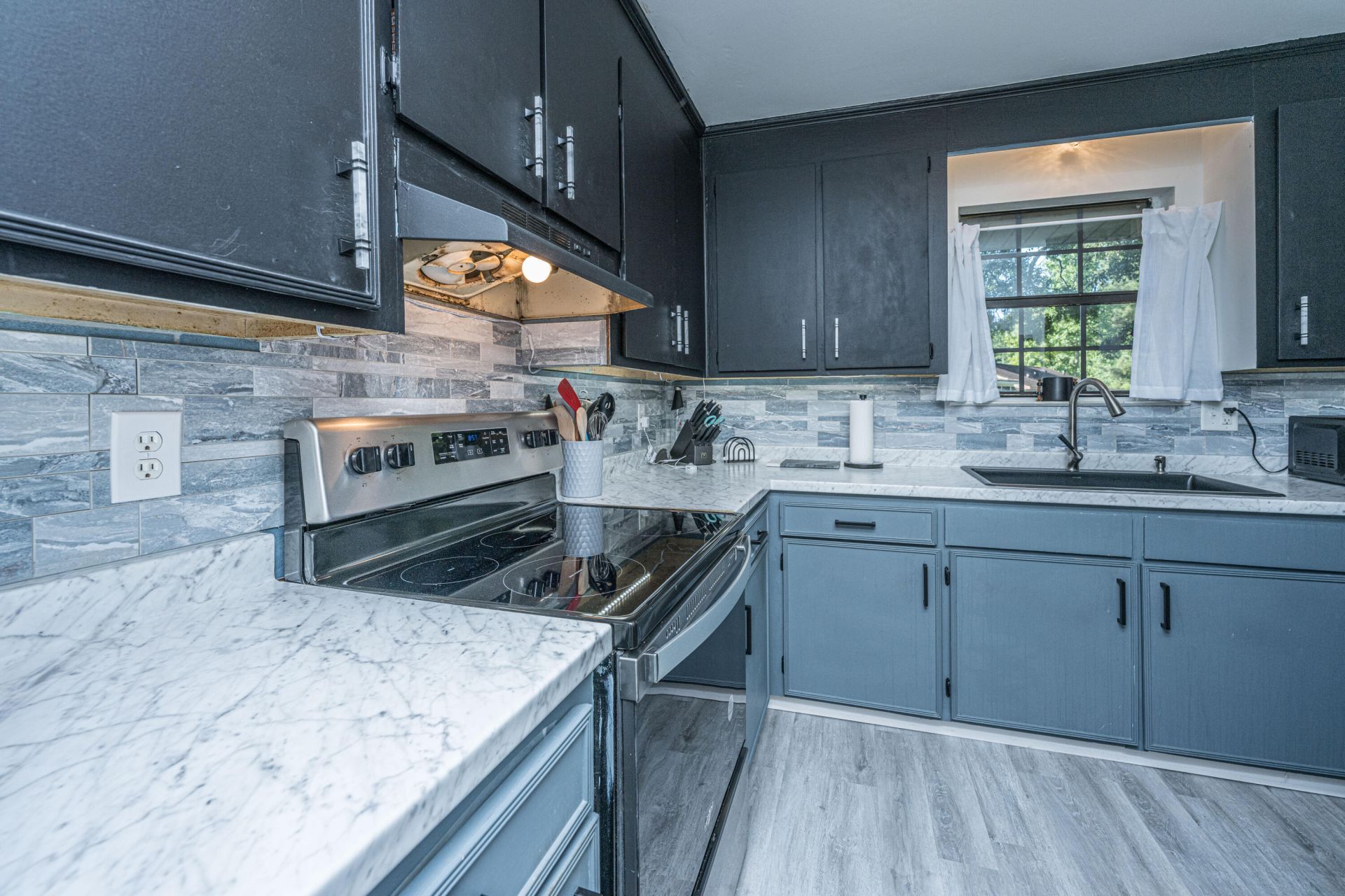 307 Umbria Drive Photo 9