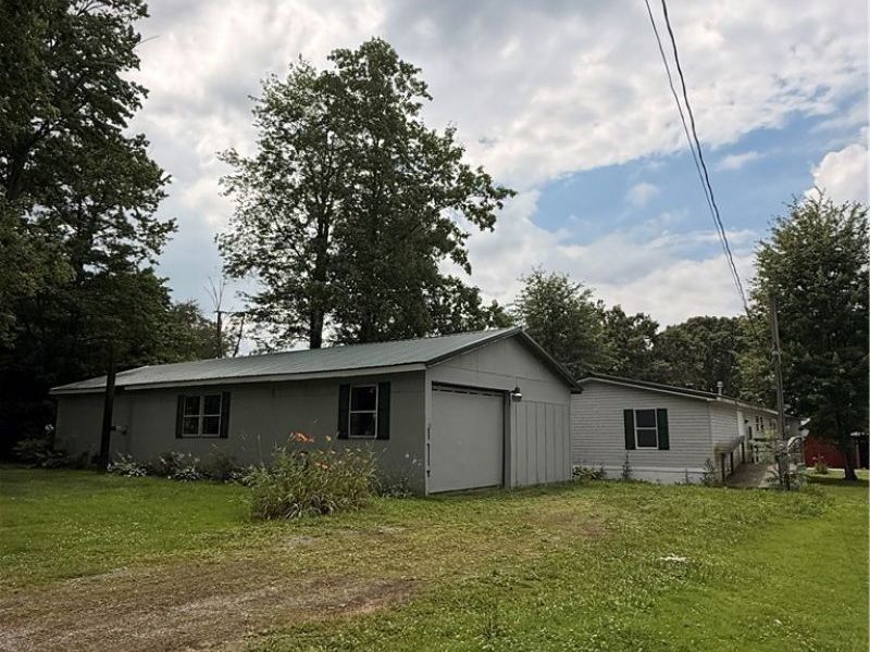 1843 Woodland Drive, Columbiana, OH 44408 Photo 2