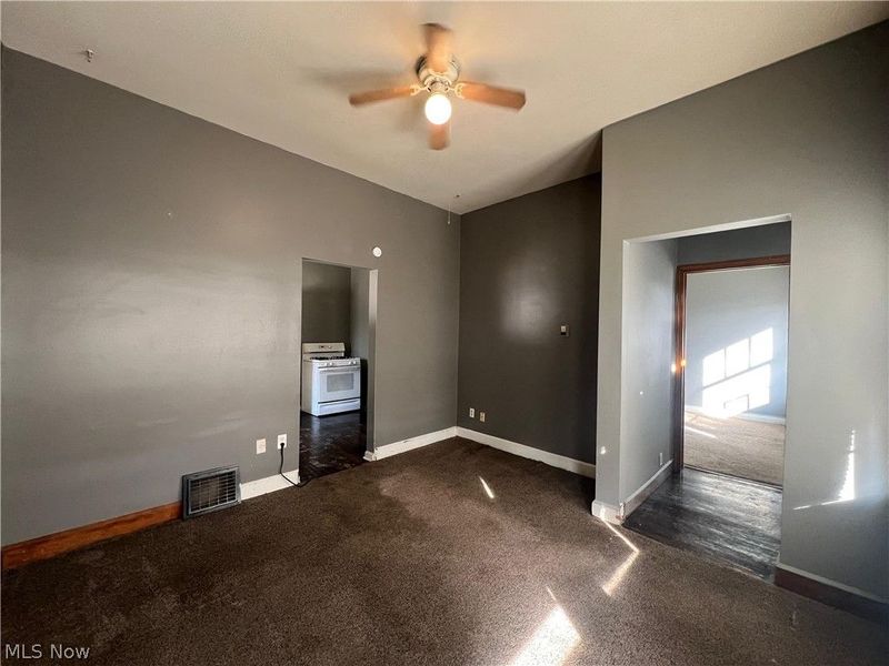 847 Jason Avenue, Akron, OH 44314 Photo 11