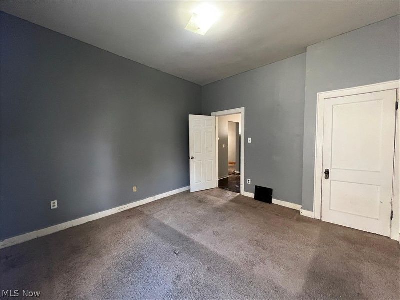 847 Jason Avenue, Akron, OH 44314 Photo 3