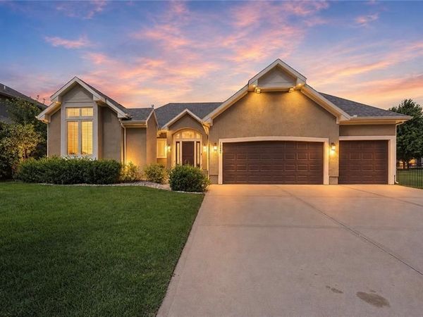 11260 S Whitehall Street, Olathe, KS 66061