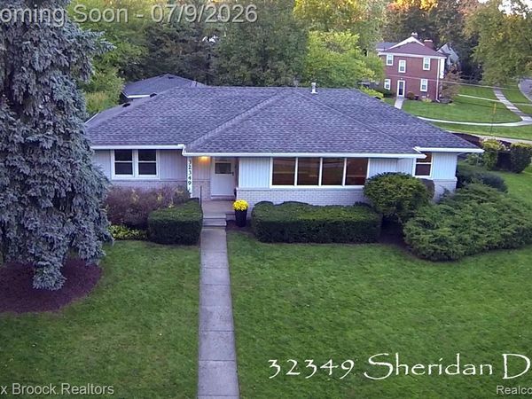 32349 SHERIDAN Drive, Beverly Hills Vlg, MI 48025