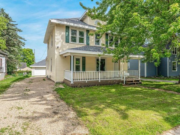 172 N MAIN STREET, Clintonville, WI 54929
