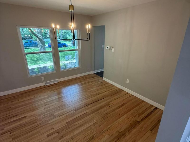 957 Old Farm Road, Columbus, OH 43213 Photo 10