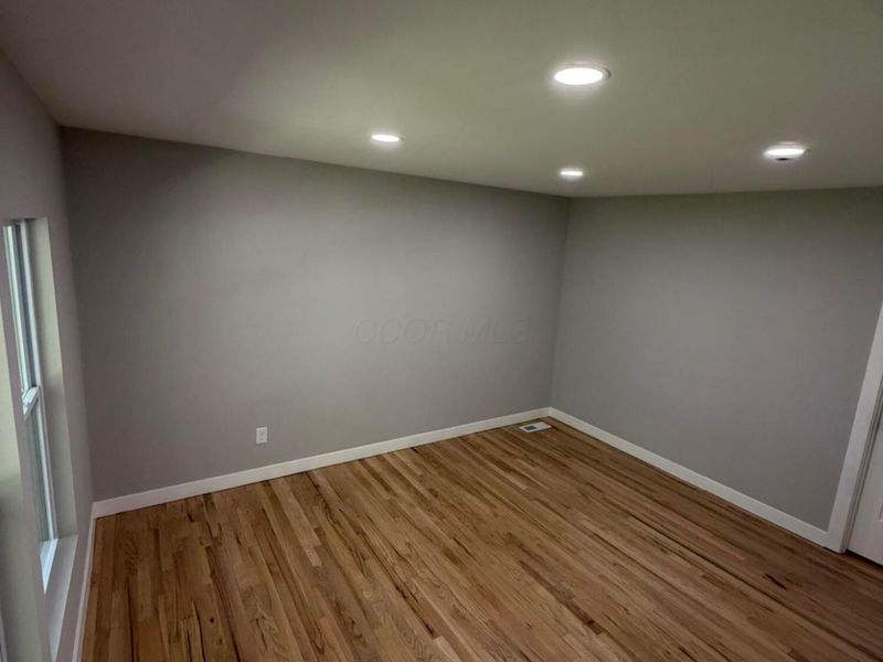 957 Old Farm Road, Columbus, OH 43213 Photo 15