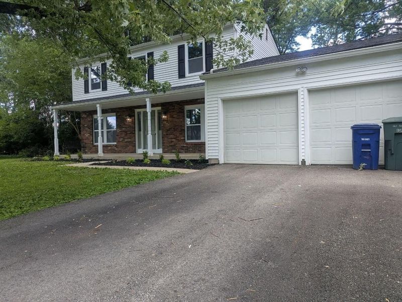 957 Old Farm Road, Columbus, OH 43213 Photo 2