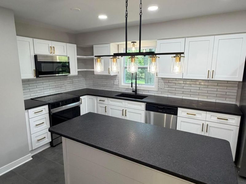 957 Old Farm Road, Columbus, OH 43213 Photo 4
