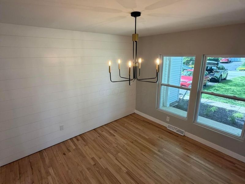957 Old Farm Road, Columbus, OH 43213 Photo 9