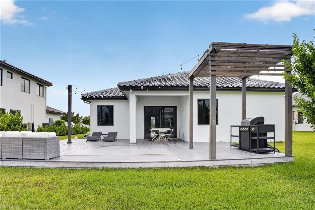 4978 Jovanne St , Immokalee, FL 34142 Photo