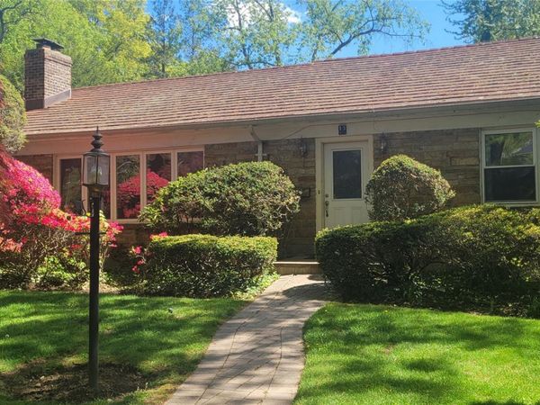 15 Somerset Drive S, Great Neck, NY 11020