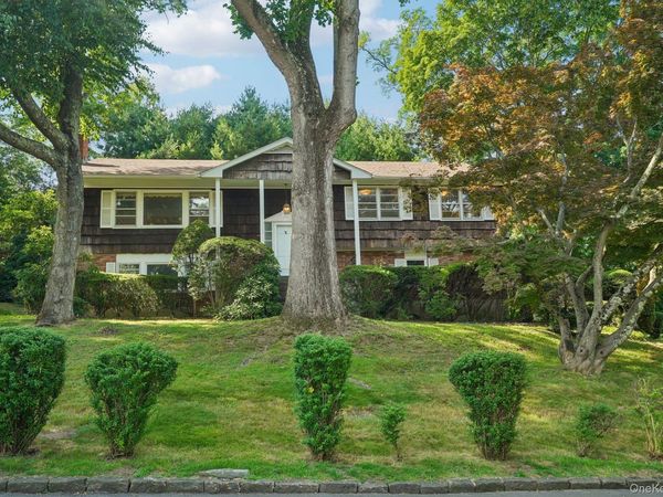234 Duxbury Road , Purchase, NY 10577