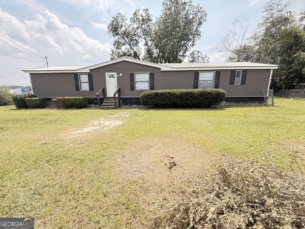 1361 Edgewood Avenue, Douglas, GA 31533