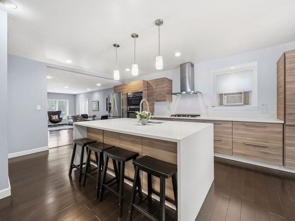 22 Cedar St, Wellesley, MA 02482